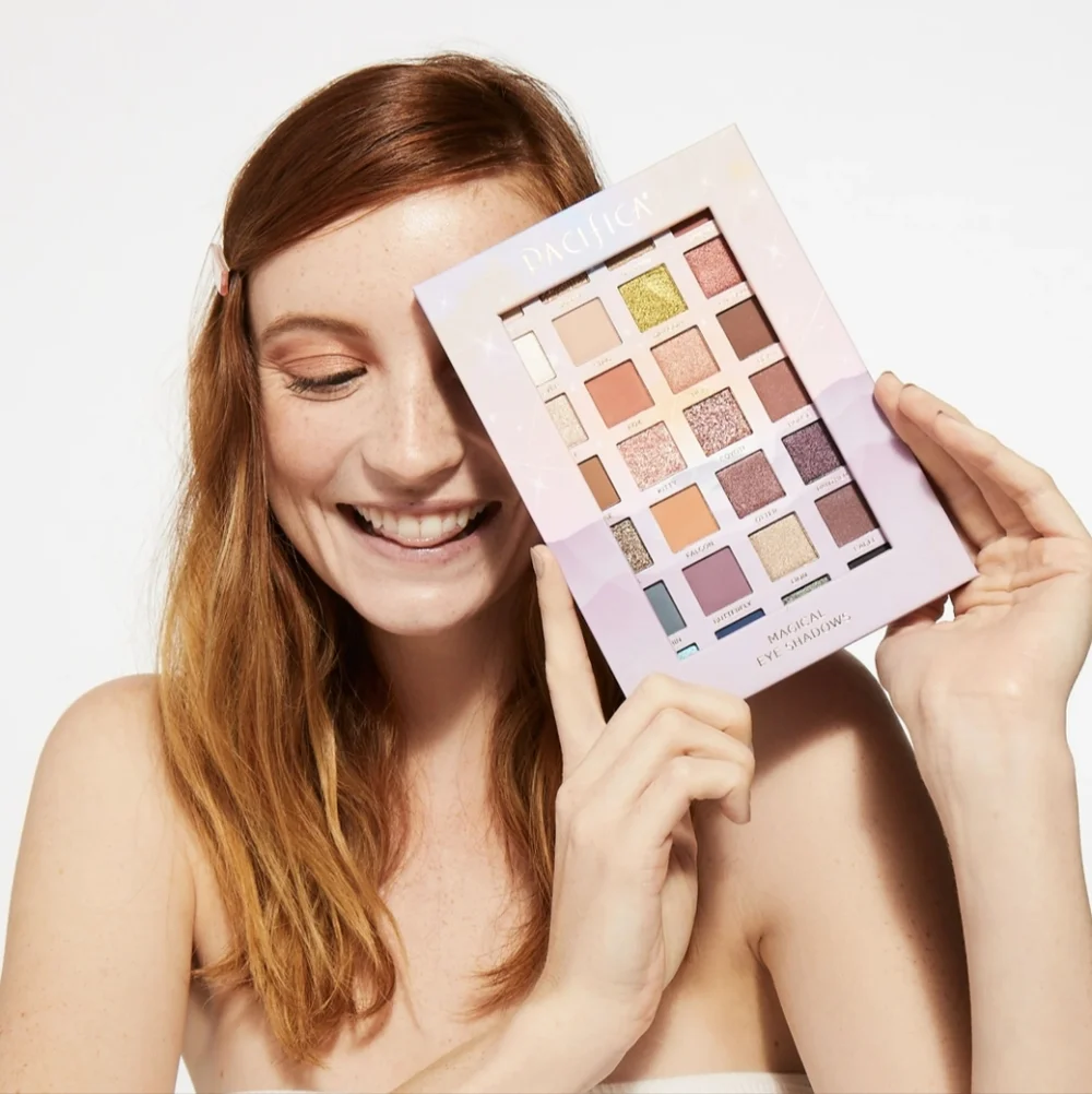 Pacifica Animal Magic 28 Shade Mineral Eyeshadow Palette Talc-free Multicolors